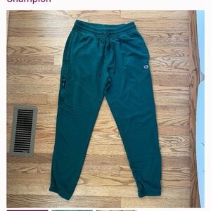 CHAMPION —RARE /PERFECT CONDIGreen Global Explorer French Terry Joggers,  Size M